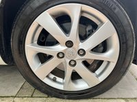 USED 2014 64 TOYOTA YARIS 1.5 HYBRID EXCEL 5d 73 BHP Glass Roof + Smart Pack