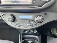 USED 2014 64 TOYOTA YARIS 1.5 HYBRID EXCEL 5d 73 BHP Glass Roof + Smart Pack