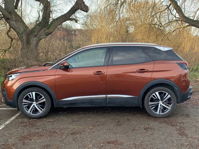 View our PEUGEOT 3008