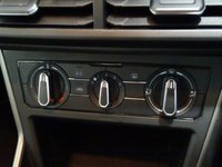 USED 2018 18 VOLKSWAGEN POLO 1.0 SE TSI 5d 94 BHP SAT NAV AIR CON DAB