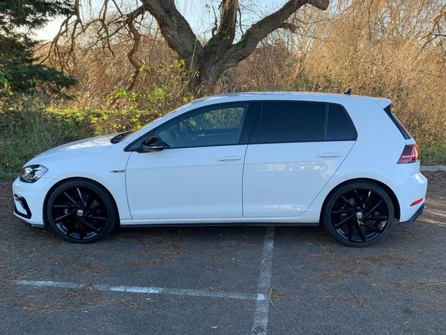 View our VOLKSWAGEN GOLF