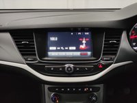 USED 2017 67 VAUXHALL ASTRA 1.4 DESIGN 5d 123 BHP 