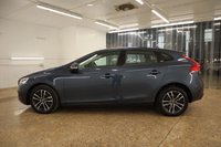 USED 2019 19 VOLVO V40 2.0 D2 MOMENTUM EDITION 5d 118 BHP NEW STOCK ARRIVING SOON