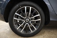 USED 2019 19 VOLVO V40 2.0 D2 MOMENTUM EDITION 5d 118 BHP NEW STOCK ARRIVING SOON