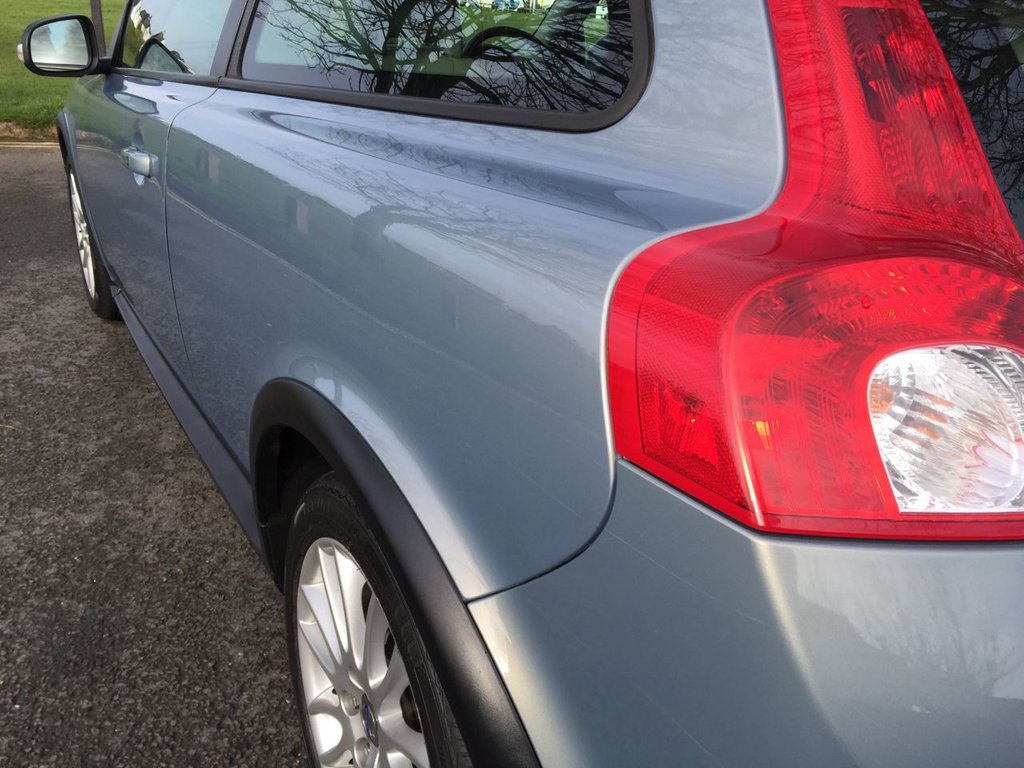 USED 2011 60 VOLVO C30 2.0 D3 SE LUX 3d 148 BHP GREAT SPECIFICATION VOLVO C30 D3