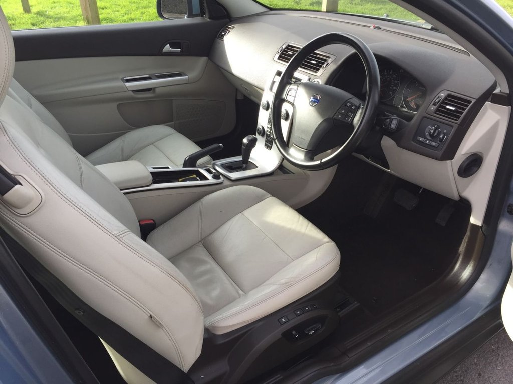 USED 2011 60 VOLVO C30 2.0 D3 SE LUX 3d 148 BHP GREAT SPECIFICATION VOLVO C30 D3