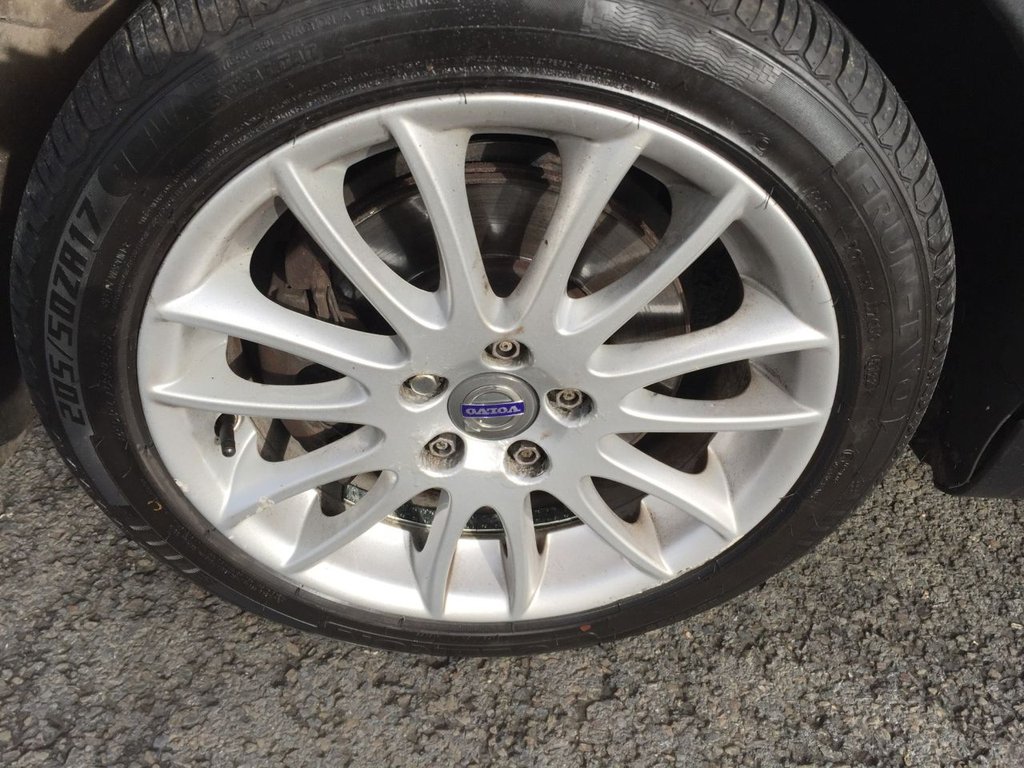 USED 2011 60 VOLVO C30 2.0 D3 SE LUX 3d 148 BHP GREAT SPECIFICATION VOLVO C30 D3