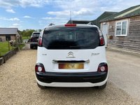 USED 2017 17 CITROEN C3 PICASSO 1.2 PURETECH EDITION 5d 109 BHP Great Price Low miles Lovely Car