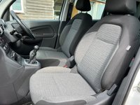 USED 2017 17 CITROEN C3 PICASSO 1.2 PURETECH EDITION 5d 109 BHP Great Price Low miles Lovely Car