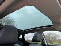USED 2017 17 NISSAN QASHQAI 1.6 DCI TEKNA XTRONIC 5d 128 BHP Automatic + Sat Nav +FSH+Roof