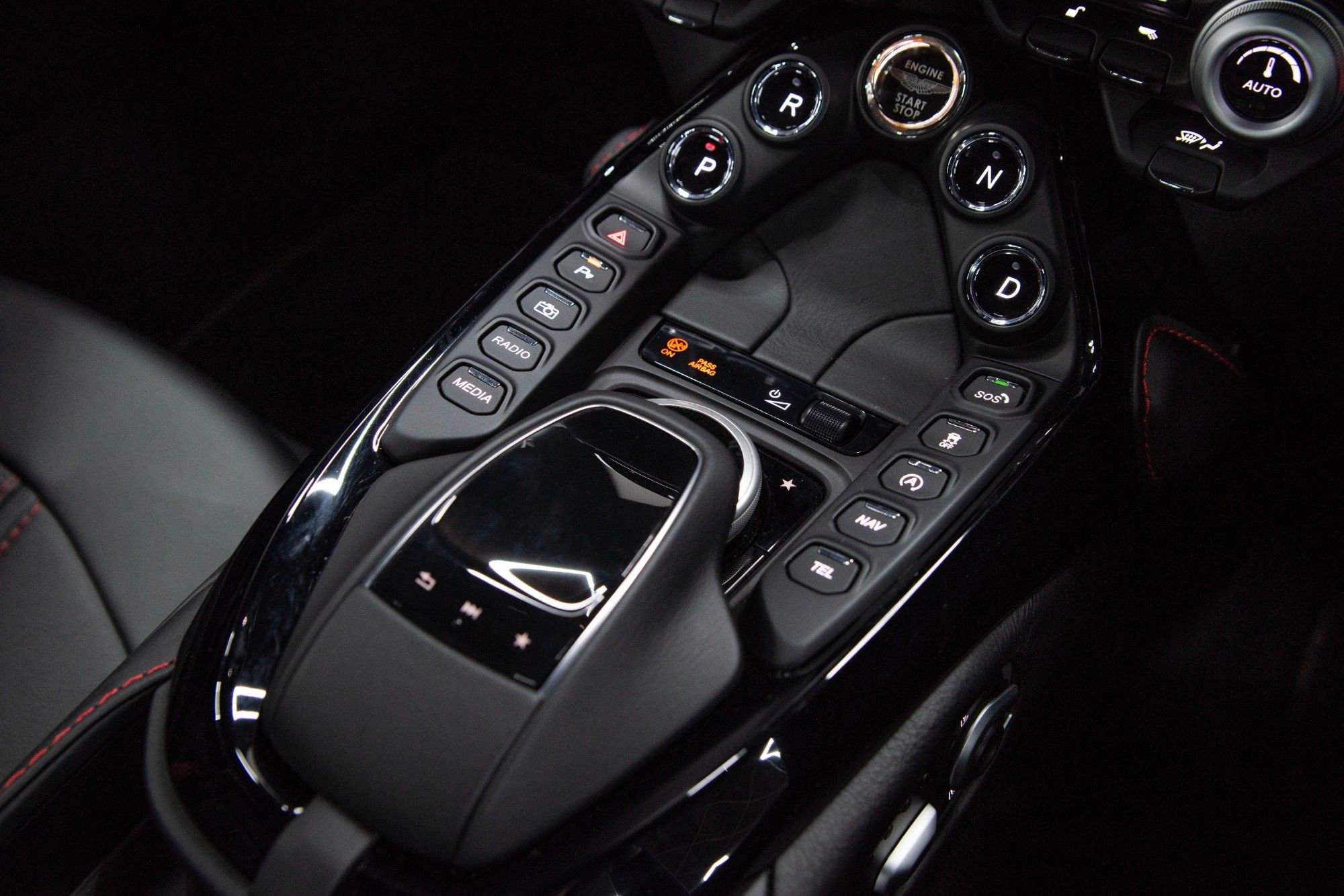 USED 2021 21 ASTON MARTIN VANTAGE 4.0 V8 