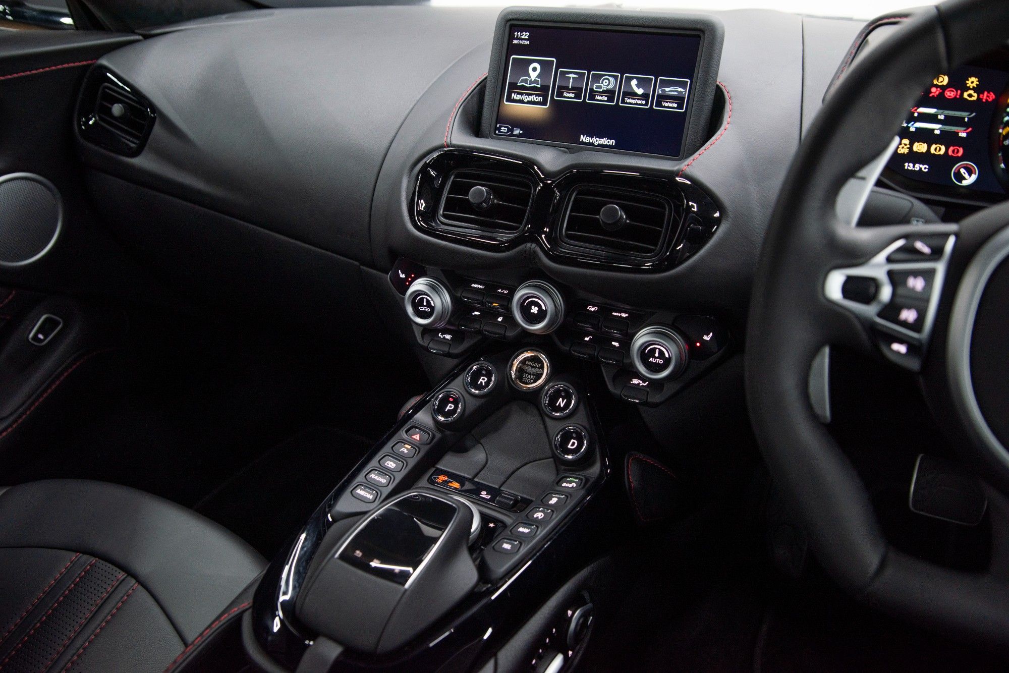 USED 2021 21 ASTON MARTIN VANTAGE 4.0 V8 