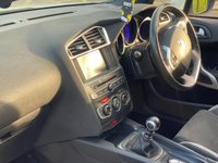 USED 2016 16 DS DS 4 1.2 PURETECH PRESTIGE S/S 5d 130 BHP 