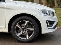 USED 2017 65 VOLVO XC60 2.0 D4 R-DESIGN LUX NAV 5d 188 BHP 