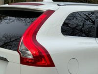USED 2017 65 VOLVO XC60 2.0 D4 R-DESIGN LUX NAV 5d 188 BHP 