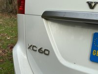 USED 2017 65 VOLVO XC60 2.0 D4 R-DESIGN LUX NAV 5d 188 BHP 