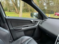 USED 2017 65 VOLVO XC60 2.0 D4 R-DESIGN LUX NAV 5d 188 BHP 