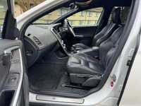 USED 2017 65 VOLVO XC60 2.0 D4 R-DESIGN LUX NAV 5d 188 BHP 