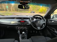USED 2013 13 ALFA ROMEO GIULIETTA 2.0 JTDM-2 LUSSO S/S 5d 140 BHP 