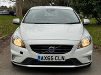 USED 2015 65 VOLVO V40 2.0 T2 R-DESIGN 5d 120 BHP 
