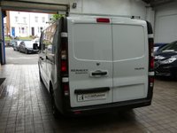 USED 2015 15 RENAULT TRAFIC 1.6 LL29 BUSINESS DCI S/R P/V 115 BHP LWB 3 SEATS SAT NAV BLUETOOTH LWB