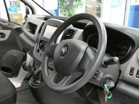 USED 2015 15 RENAULT TRAFIC 1.6 LL29 BUSINESS DCI S/R P/V 115 BHP LWB 3 SEATS SAT NAV BLUETOOTH LWB