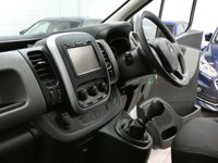USED 2015 15 RENAULT TRAFIC 1.6 LL29 BUSINESS DCI S/R P/V 115 BHP LWB 3 SEATS SAT NAV BLUETOOTH LWB
