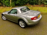 USED 2009 59 MAZDA MX-5 1.8 I ROADSTER SE 2d 125 BHP ONLY 47,700 MILES WITH GREAT SERVICE  HISTORY--RECENT BRAKE PADS// DISCS //CALIPER//BATTERY//AIRCON/ELECTRIC WINDOWS//REMOTE LOCKING 125 BHP ONLY 47,700 MILES WITH GREAT SERVICE  HISTORY--RECENT BRAKE PADS// DISCS //CALIPER//BATTERY//AIRCON/ELECTRIC WINDOWS//REMOTE LOCKING
