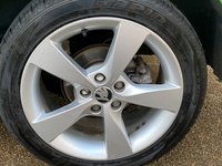 USED 2015 15 SKODA RAPID 1.2 SPACEBACK SE SPORT TSI 5d 104 BHP * SATNAV *    PANROOF