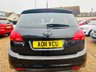 USED 2011 11 KIA VENGA 1.4 3 5d 89 BHP FSH - 12 services - Opening Panoramic Sunroof