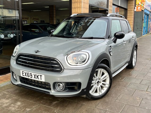 2019 69 MINI Countryman 1.5 COOPER EXCLUSIVE 5d 134 BHP