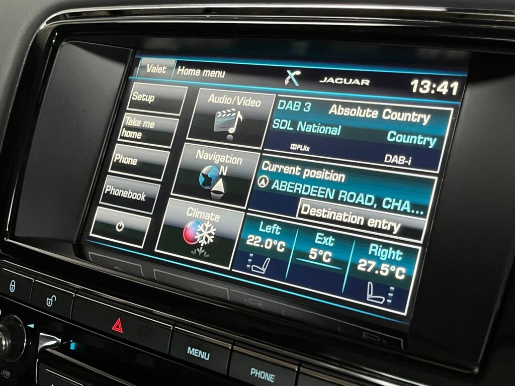 USED 2015 65 JAGUAR XJ 3.0 D V6 PORTFOLIO 4d 275 BHP 