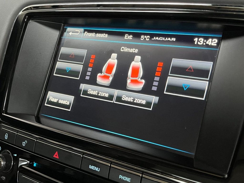 USED 2015 65 JAGUAR XJ 3.0 D V6 PORTFOLIO 4d 275 BHP 