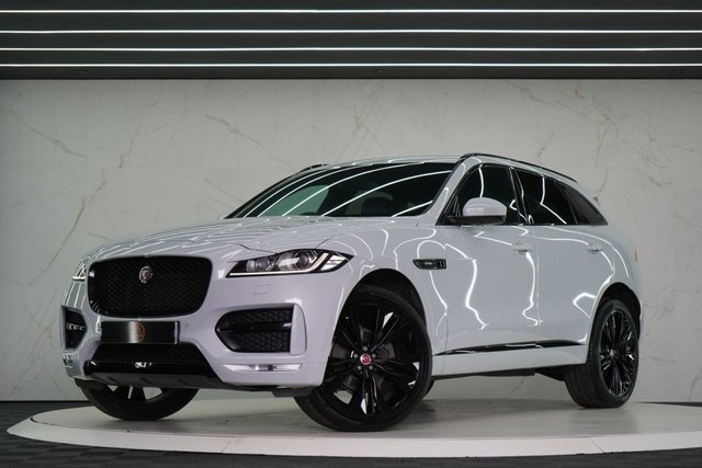 2017 17 Jaguar F-Pace 2.0 R-SPORT AWD 5d 238 BHP