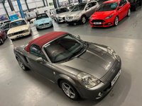 USED 2004 04 TOYOTA MR2 1.8 VVT-i Roadster Red 2dr Lady Owned  Ltd Edition Model