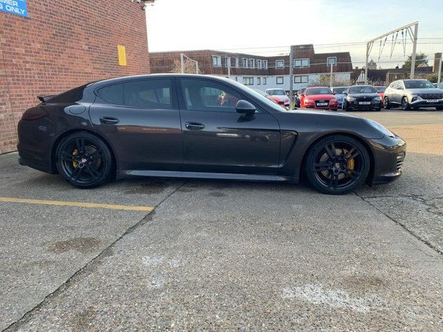 View our PORSCHE PANAMERA