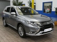 USED 2020 69 MITSUBISHI OUTLANDER 2.4 PHEV EXCEED SAFETY 5d 222 BHP SAT NAV LEATHER HEATED SEATS CAMERA PARKING SENSORS 1 OWNER SERVICE HISTORY MITSUBISHI WARRANTY TILL JAN 2025