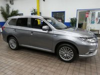 USED 2020 69 MITSUBISHI OUTLANDER 2.4 PHEV EXCEED SAFETY 5d 222 BHP SAT NAV LEATHER HEATED SEATS CAMERA PARKING SENSORS 1 OWNER SERVICE HISTORY MITSUBISHI WARRANTY TILL JAN 2025