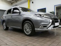 USED 2020 69 MITSUBISHI OUTLANDER 2.4 PHEV EXCEED SAFETY 5d 222 BHP SAT NAV LEATHER HEATED SEATS CAMERA PARKING SENSORS 1 OWNER SERVICE HISTORY MITSUBISHI WARRANTY TILL JAN 2025