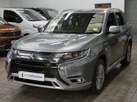 USED 2020 69 MITSUBISHI OUTLANDER 2.4 PHEV EXCEED SAFETY 5d 222 BHP SAT NAV LEATHER HEATED SEATS CAMERA PARKING SENSORS 1 OWNER SERVICE HISTORY MITSUBISHI WARRANTY TILL JAN 2025