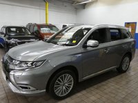 USED 2020 69 MITSUBISHI OUTLANDER 2.4 PHEV EXCEED SAFETY 5d 222 BHP SAT NAV LEATHER HEATED SEATS CAMERA PARKING SENSORS 1 OWNER SERVICE HISTORY MITSUBISHI WARRANTY TILL JAN 2025