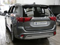 USED 2020 69 MITSUBISHI OUTLANDER 2.4 PHEV EXCEED SAFETY 5d 222 BHP SAT NAV LEATHER HEATED SEATS CAMERA PARKING SENSORS 1 OWNER SERVICE HISTORY MITSUBISHI WARRANTY TILL JAN 2025