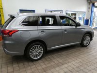 USED 2020 69 MITSUBISHI OUTLANDER 2.4 PHEV EXCEED SAFETY 5d 222 BHP SAT NAV LEATHER HEATED SEATS CAMERA PARKING SENSORS 1 OWNER SERVICE HISTORY MITSUBISHI WARRANTY TILL JAN 2025