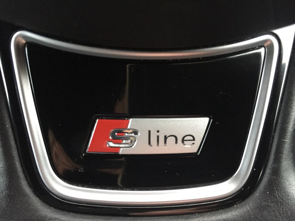 USED 2015 15 AUDI A4 2.0 AVANT TDI S LINE START/STOP 5d 148 BHP S-LINE AUTO