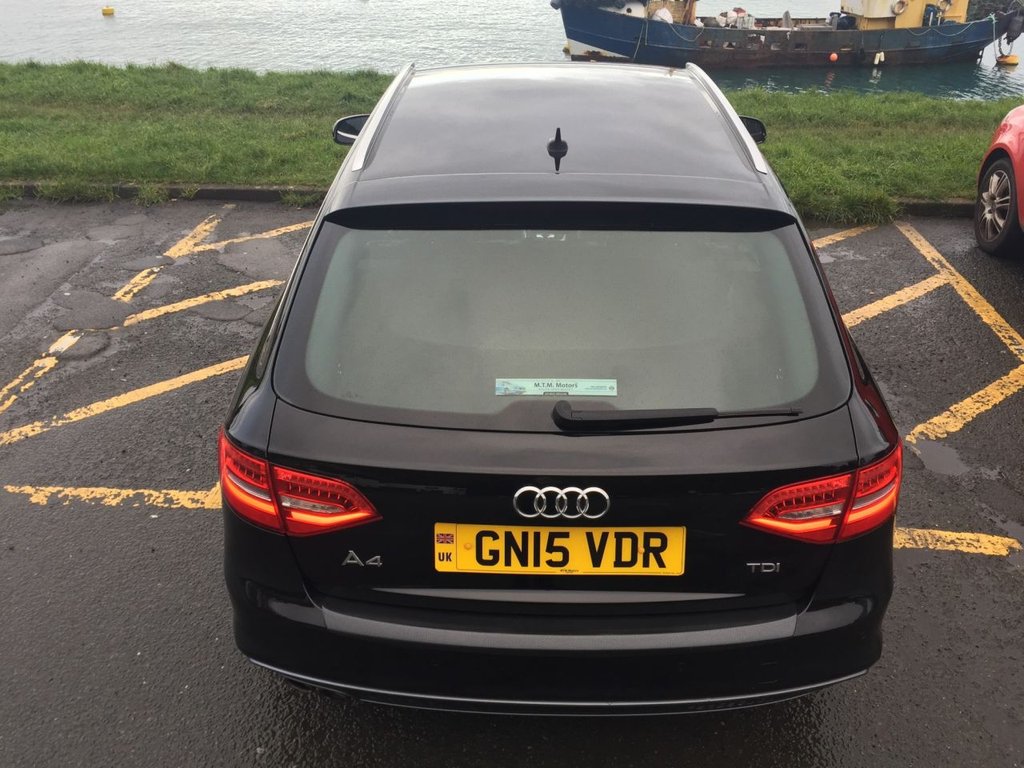 USED 2015 15 AUDI A4 2.0 AVANT TDI S LINE START/STOP 5d 148 BHP S-LINE AUTO