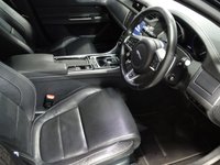 USED 2017 67 JAGUAR XF 2.0 D R-SPORT AWD 4d 177 BHP 