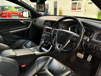 USED 2017 17 VOLVO V60 2.0 D3 R-DESIGN LUX NAV 5d 148 BHP 