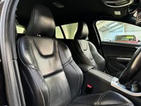 USED 2017 17 VOLVO V60 2.0 D3 R-DESIGN LUX NAV 5d 148 BHP 