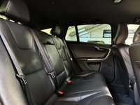 USED 2017 17 VOLVO V60 2.0 D3 R-DESIGN LUX NAV 5d 148 BHP 