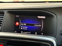 USED 2017 17 VOLVO V60 2.0 D3 R-DESIGN LUX NAV 5d 148 BHP 